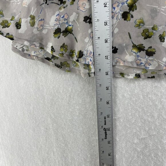 Cabi Blouse Women's Sz XS Gray Green Floral Allover Print 3/4 Sleeves Button Up - Picture 3 of 11